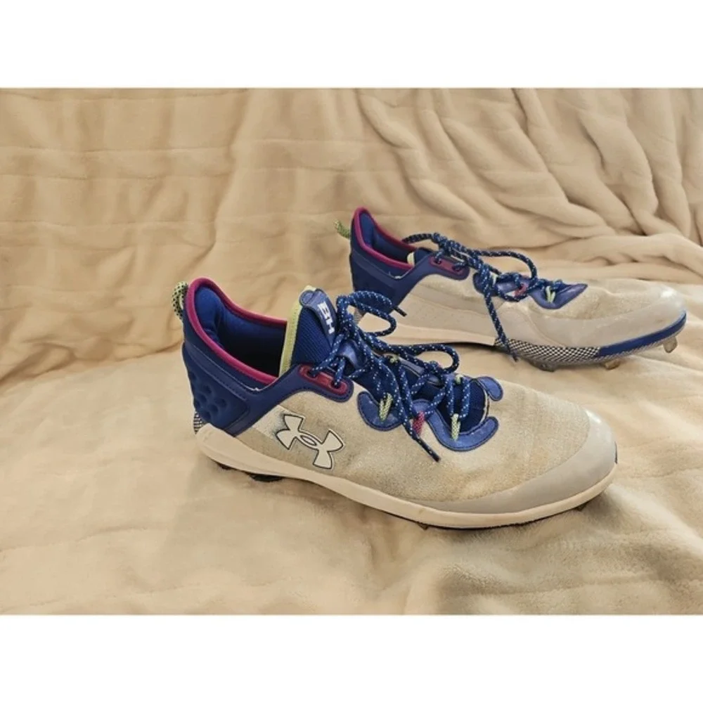 UNDER ARMOUR MENS HARPER 8 LOW ST METAL BASEBALL CLEATS SIZE 13 WHITE ROYAL K001